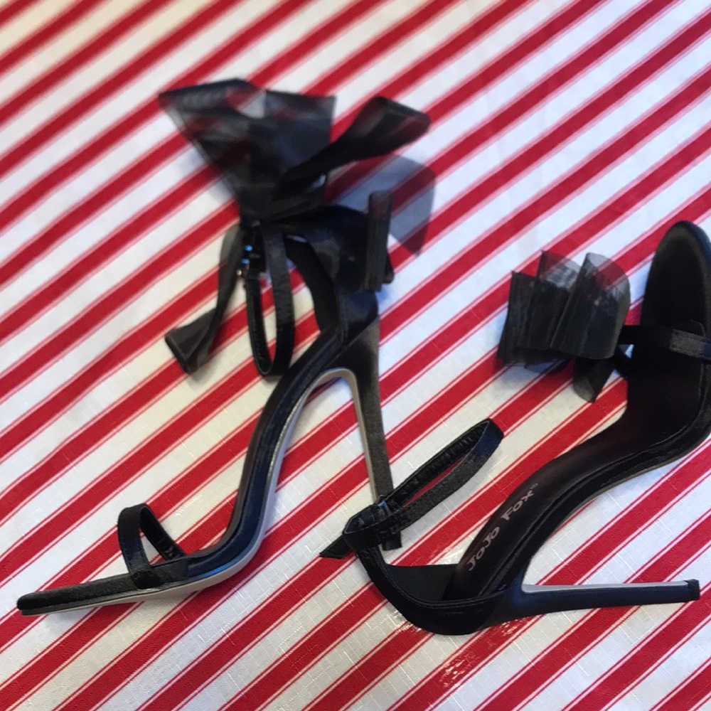 Cute heels size 5